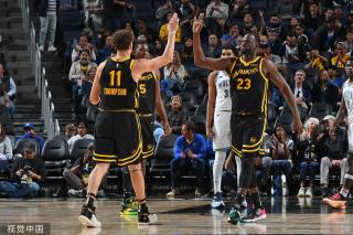 他们多年来 他们多年来